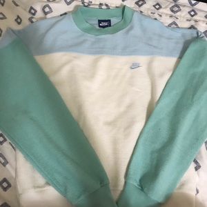 nike sweater